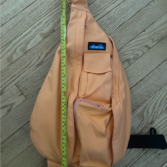 KAVU Original Rope Bag Sling Pack with Adjustable Rope Shoulder Strap - Picture 6 of 7